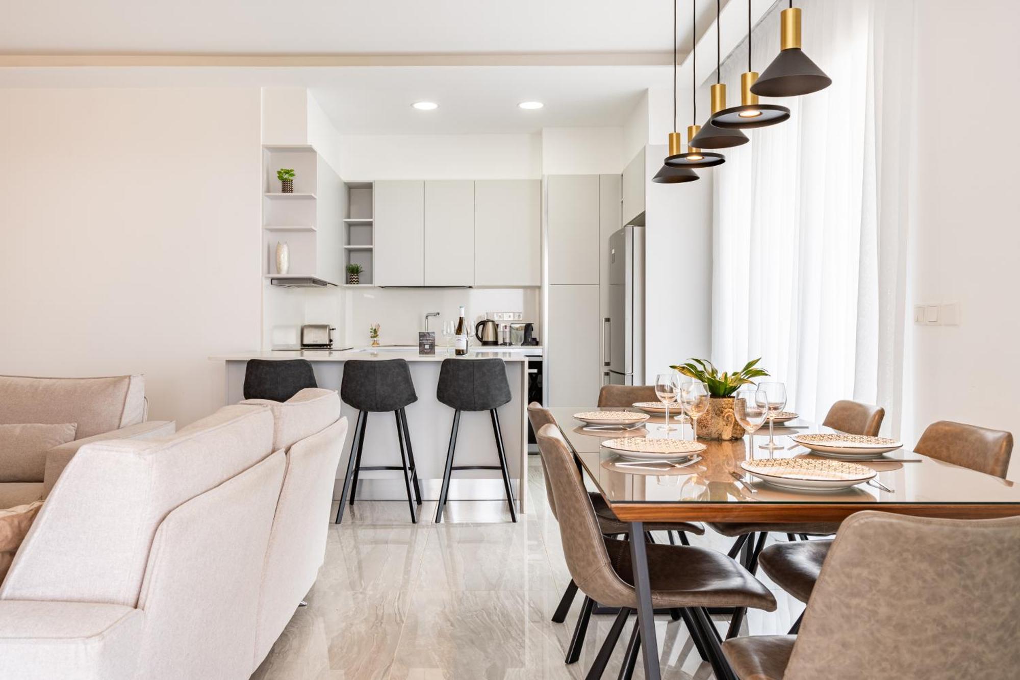 Yamas Urban Living Zakaki Pool Penthouses & Apartments Limassol Bagian luar foto